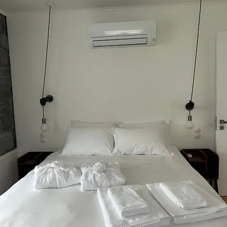 Cá Por Casa Pico-criptoméria Prainha (Sao Roque do Pico)